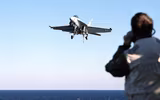 Kỷ nguyên tiêm kích hạm F/A-18 Hornet lừng danh chuẩn bị khép lại?