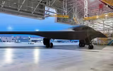 Phi đội oanh tạc cơ tàng hình B-21 Raider sẽ lớn hơn nhiều so với dự kiến?
