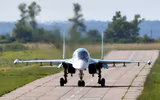 ‘Thú mỏ vịt’ Su-34 Nga lần đầu bay chế độ không người lái