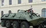 Thiết giáp chở quân BTR-60D độc đáo của Ukraine tham chiến