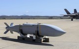 Tiêm kích F-16 trở thành sát thủ trên không sau khi tích hợp LRASM và JSOW