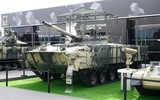 Thiết giáp nhảy dù BMD-4M đặc biệt được phát hiện tham gia diễu hành