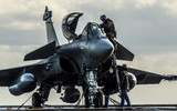 Tiêm kích J-10CE chứng tỏ khả năng tác chiến vượt trội khi bắn hạ chiến đấu cơ Rafale