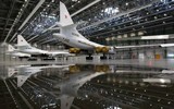 Vì sao oanh tạc cơ Tu-160 không thể biến thành máy bay chở khách siêu âm?