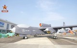 Trung Quốc gây choáng với 'mẫu hạm trên không' mang theo 100 UAV cảm tử