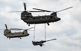 Trực thăng CH-47F Chinook đắt không tưởng: Hơn 1,3 tỷ USD cho 6 chiếc cùng phụ kiện