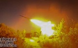 Hệ thống phun lửa hạng nặng TOS-3 Dragon 'lột xác' nhờ khung gầm xe tăng T-80