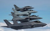 Tiêm kích Rafale gây bất ngờ lớn khi 'hạ gục' F-35 trong trận chiến đối kháng
