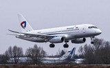 Máy bay SSJ-100 phải gấp rút sửa chữa lỗi khung thân