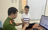 Người dân Hoàng Mai hồ hởi đi làm sinh trắc theo Luật Căn cước 2023