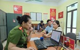 Công an xã Vân Đình: Tận tâm phục vụ, gần dân từ những thủ tục hành chính