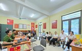 Công an xã Vân Đình: Tận tâm phục vụ, gần dân từ những thủ tục hành chính