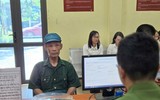 Công an xã Vân Đình: Tận tâm phục vụ, gần dân từ những thủ tục hành chính