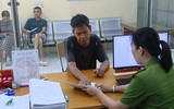 Công an xã Vân Đình: Tận tâm phục vụ, gần dân từ những thủ tục hành chính