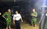 Công an xã Tây Phương xuyên mưa sơ tán 27 hộ khỏi vùng sạt lở