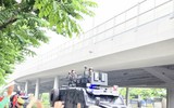 Người dân hân hoan ngắm khí tài hiện đại trong buổi sơ duyệt sự kiện A80