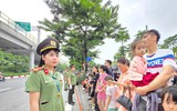Thắm đẹp tình quân dân trên tuyến đường Phạm Văn Đồng trước sự kiện A80