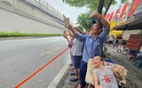 Người dân hân hoan ngắm khí tài hiện đại trong buổi sơ duyệt sự kiện A80