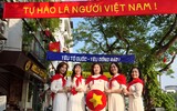 Biển cờ Tổ quốc tung bay 800 mét giữa lòng Thủ đô