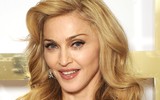 [ẢNH] Nhan sắc nóng bỏng của Madonna ở tuổi 62 và chuyện tình với ‘phi công’ kém 36 tuổi