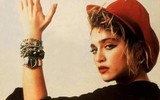 [ẢNH] Nhan sắc nóng bỏng của Madonna ở tuổi 62 và chuyện tình với ‘phi công’ kém 36 tuổi