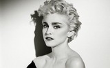 [ẢNH] Nhan sắc nóng bỏng của Madonna ở tuổi 62 và chuyện tình với ‘phi công’ kém 36 tuổi