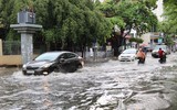 [ẢNH] Kinh nghiệm giúp lái xe an toàn khi qua đoạn đường ngập nước