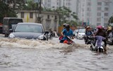 [ẢNH] Kinh nghiệm giúp lái xe an toàn khi qua đoạn đường ngập nước