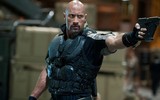 [ẢNH] The Rock: Từ cậu bé cao 1,9m bị xa lánh đến ngôi sao tỷ đô của Hollywood
