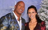 [ẢNH] The Rock: Từ cậu bé cao 1,9m bị xa lánh đến ngôi sao tỷ đô của Hollywood