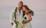 [ẢNH] The Rock: Từ cậu bé cao 1,9m bị xa lánh đến ngôi sao tỷ đô của Hollywood