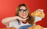 [ẢNH] Top 5 YouTuber hút view ‘khủng’ nhờ video ăn uống theo phong cách Mukbang Hàn Quốc