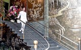 [ẢNH] Danh ca Ngọc Sơn: Quý ông giàu có nhất nhì showbiz nhưng vẫn lẻ bóng ở tuổi 52