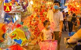 [ẢNH] Khám phá ‘phố đèn lồng’ rực rỡ nhất TP.HCM dịp Trung thu