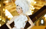 [ẢNH] NSƯT Trịnh Kim Chi trẻ đẹp bất ngờ trong bộ ảnh kỉ niệm 20 năm ngày cưới