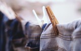 [ẢNH] ‘Bỏ túi’ những bí quyết để giúp quần jean của bạn luôn trông như mới
