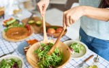 [ẢNH] Những thực phẩm 'nhất định phải ăn' khi mắc bệnh gout