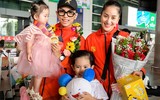 [ẢNH] Những mối tình ‘chị - em’ đình đám nhất nhì showbiz Việt