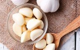 [ẢNH] Những thực phẩm ‘nhất định phải tránh’ khi kết hợp với tỏi