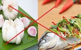 [ẢNH] Những thực phẩm ‘nhất định phải tránh’ khi kết hợp với tỏi