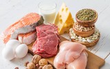 [ẢNH] 'Cơn sốt' gà ủ muối giá rẻ và mối nguy hại từ thực phẩm không rõ nguồn gốc