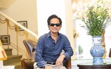 [ẢNH] Cuộc sống hạnh phúc ở tuổi 78 của ‘nam danh ca nhiều vợ, con nhất showbiz Việt’ – Chế Linh 