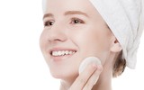 [ẢNH] Bật mí mẹo trang điểm nhẹ nhàng, đơn giản cho nhân viên văn phòng