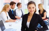 [ẢNH] Bật mí mẹo trang điểm nhẹ nhàng, đơn giản cho nhân viên văn phòng