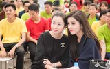 [ẢNH] Nhan sắc những bà mẹ trẻ trung, xinh đẹp của sao Việt