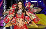 [ẢNH] Những ‘thiên thần nội y’ gợi cảm nhất lịch sử Victoria’s Secret