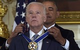 [ẢNH] Những cú ‘sảy chân’ đau đớn của ông Joe Biden trước khi hưởng ‘trái ngọt’