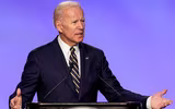 [ẢNH] Những cú ‘sảy chân’ đau đớn của ông Joe Biden trước khi hưởng ‘trái ngọt’