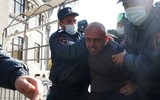 [ẢNH] Bạo loạn để phản đối đình chiến ở Armenia