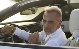 [ẢNH] Cuộc sống ‘vạn người mơ’ của Gianluca Vacchi – triệu phú 53 tuổi quyến rũ nhất Italy